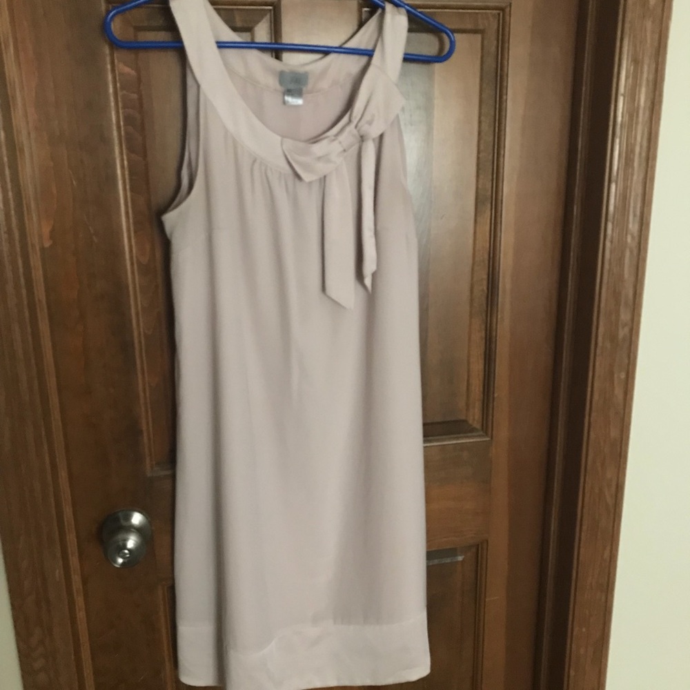 H&M Cream Sleeveless Dress with Bow Detail